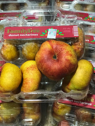 USA Family Tree Flat Nectarines / Donut Nectarines (per box)